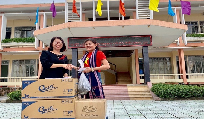 VIRI hỗ trợ bà con ở huyện Quảng Điền, tỉnh Thừa Thiên Huế
