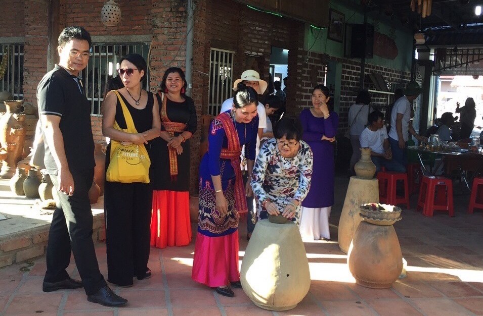 Tour du lịch trải nghiệm tại làng gốm Bàu Trúc