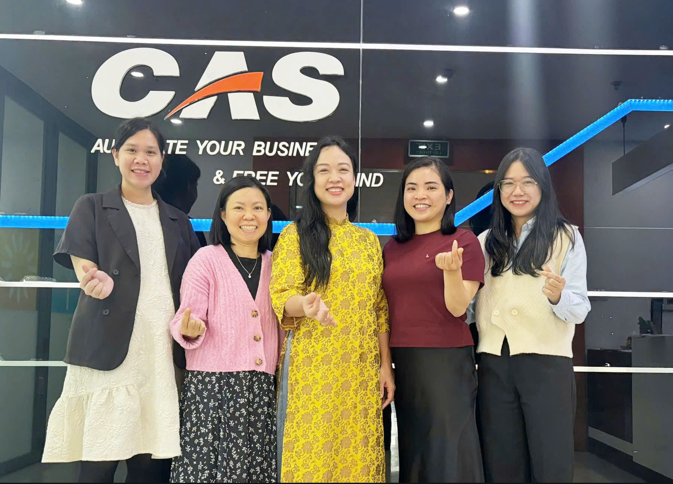 Hợp tác với Công ty TNHH Giải pháp Điều khiển & Tự động hóa (CAS)