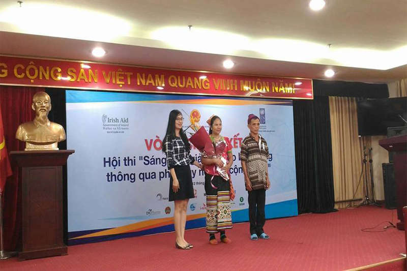 Diem Village rattan team got third prize in Innovation for sustainable poverty reduction competition