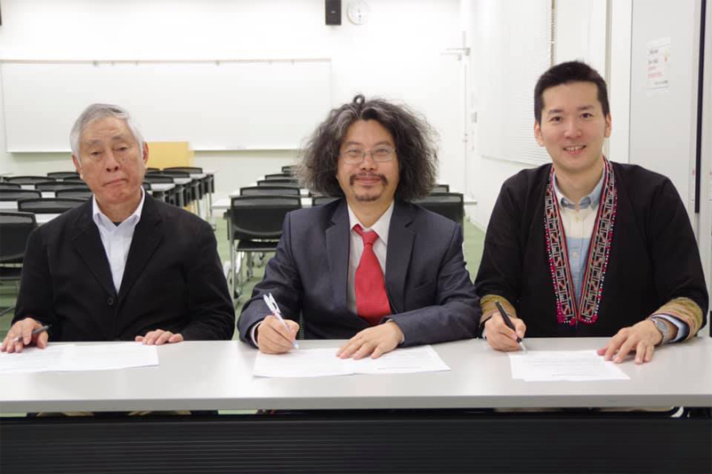 VIRI, Vietcraft and Oita OVOP committee have made an official agreement on a mutual collaboration for IOVOP activities.
