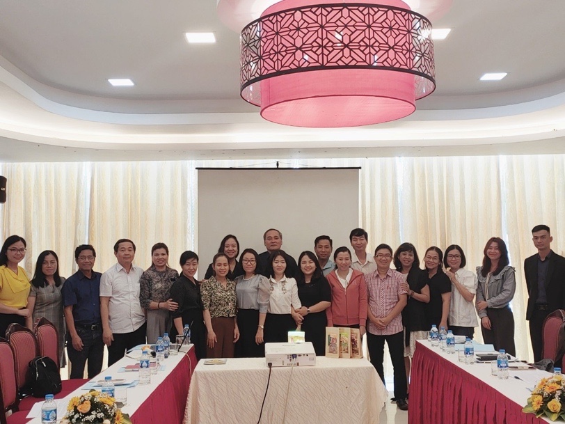 Vietnam Rural Industries Research and Development Institute held a workshop to evaluate three tourism models in Gia Lai province