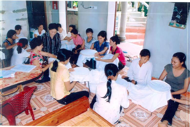 Thanh Ha embroidery village